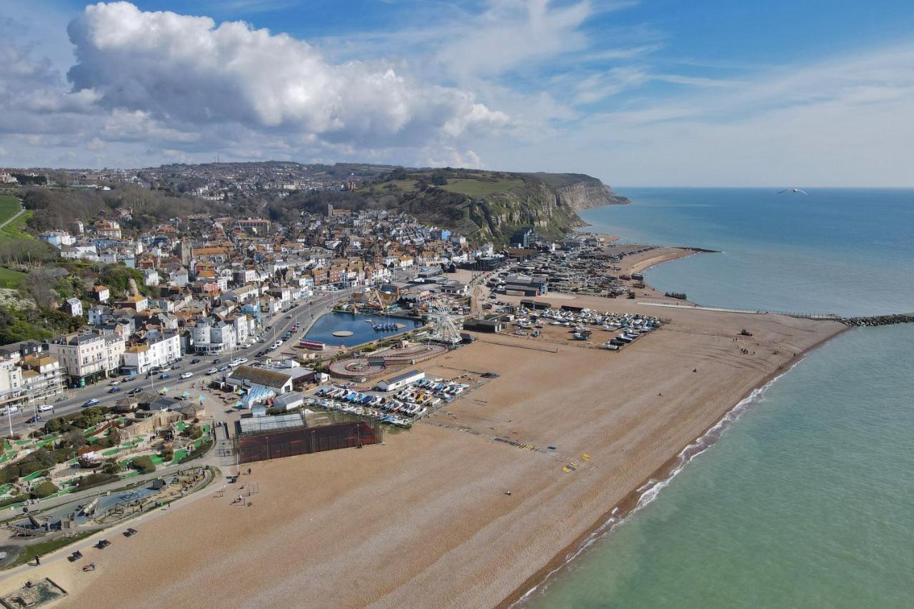 Master Accommodation Suite 2 Sea View With Balcony Hastings Exterior photo